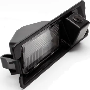 Камера заднего вида в штатное место INCAR VDC-115 Renault Logan  - фото