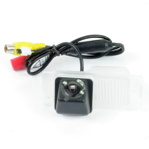 Камера заднего вида в штатное место INCAR VDC-108 CHEVROLET AVEO 12+ - фото