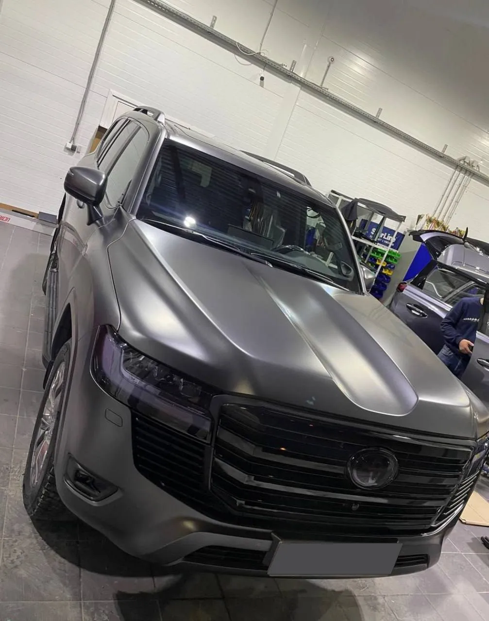 Toyota Land Cruiser 300 Toyota Land Cruiser 300