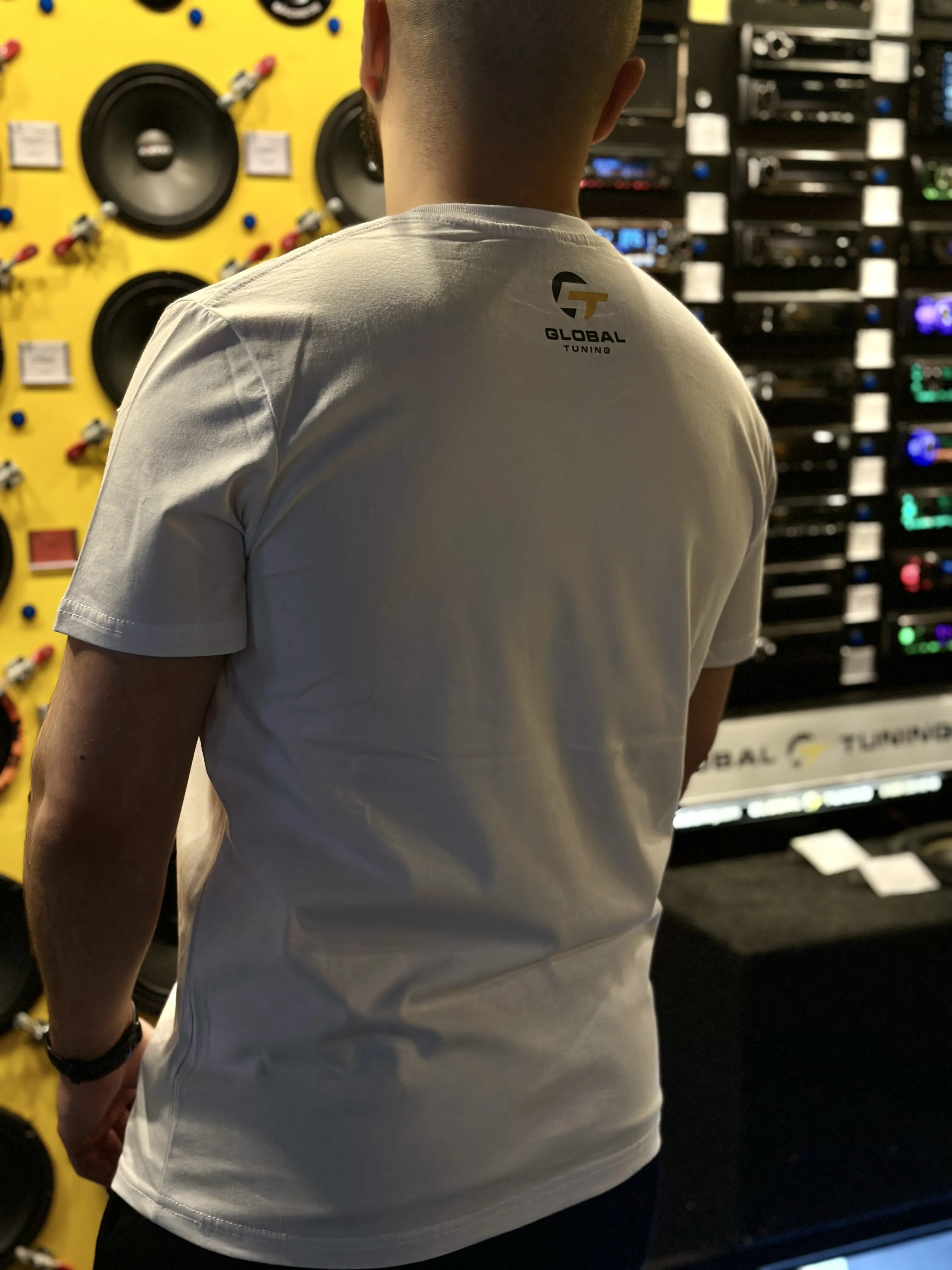 Футболка Global Tuning "Акула" L белая  - фото