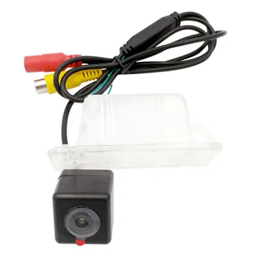 Камера заднего вида в штатное место SWAT VDC-118 для автомобиля Lada Vesta  - фото