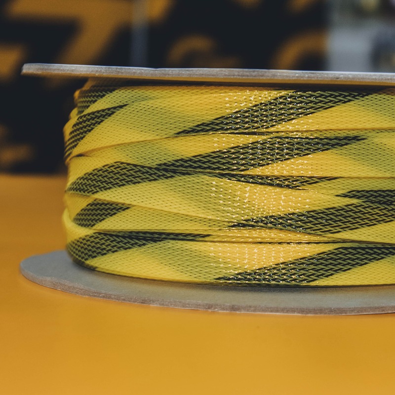 Защитная кабельная оплетка Global Audio PCB-10BY черно-желтая (1б-50м) (1м) - фото